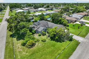 674 SE Starfish Ave, Port Saint Lucie, FL 34983 - Photo 1