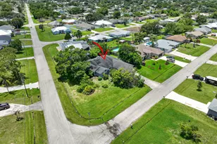 674 SE Starfish Ave, Port Saint Lucie, FL 34983 - Photo 8