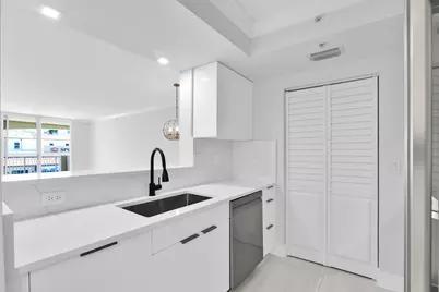 99 SE Mizner Boulevard #223, Boca Raton, FL 33432 - Photo 14