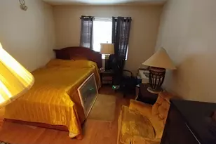 651 NW 79th Ave, Pembroke Pines, FL 33024 - Photo 14
