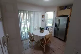 651 NW 79th Ave, Pembroke Pines, FL 33024 - Photo 4