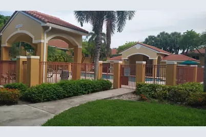 651 NW 79th Avenue #Apt 104, Pembroke Pines, FL 33024 - Photo 20