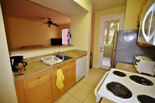 11016 Legacy Dr, Palm Beach Gardens, FL 33410 - Photo 10