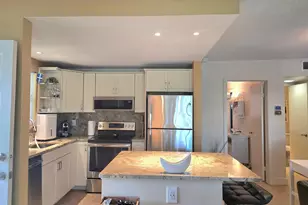 209 Oxford 100, West Palm Beach, FL 33417 - Photo 12
