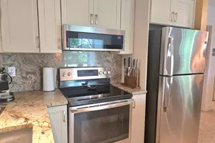 209 Oxford 100, West Palm Beach, FL 33417 - Photo 16
