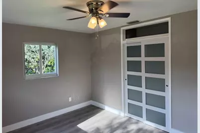 2733 NE 6th Avenue, Wilton Manors, FL 33334 - Photo 8