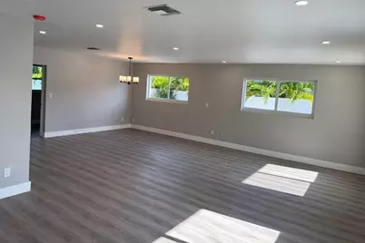 2733 NE 6th Avenue, Wilton Manors, FL 33334 - Photo 6