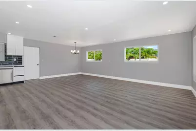 2733 NE 6th Avenue, Wilton Manors, FL 33334 - Photo 12