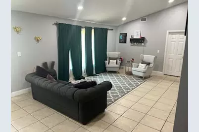 8413 Linden Way, Lake Worth, FL 33467 - Photo 2