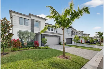 8252 Essex Country Club Drive, Boca Raton, FL 33434 - Photo 2