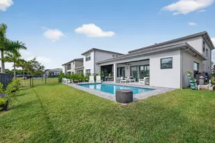 8252 Essex Country Clb Dr, Boca Raton, FL 33434 - Photo 50