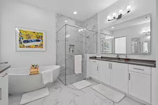 8252 Essex Country Clb Dr, Boca Raton, FL 33434 - Photo 32