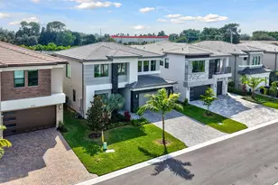 8252 Essex Country Clb Dr, Boca Raton, FL 33434 - Photo 58