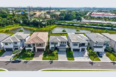 8252 Essex Country Club Drive, Boca Raton, FL 33434 - Photo 60