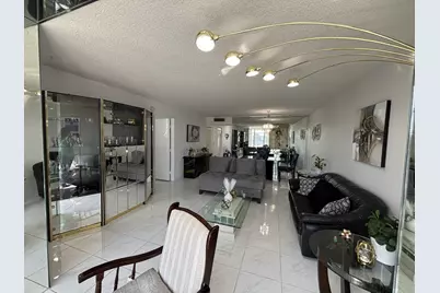 7620 NW 18th Street #308, Margate, FL 33063 - Photo 4