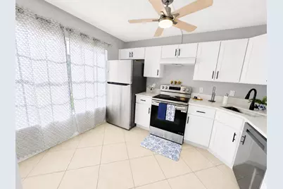 222 Foxtail Drive #E, Greenacres, FL 33415 - Photo 2