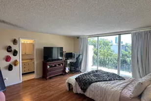 2414 NE 11th St, Hallandale Beach, FL 33009 - Photo 30