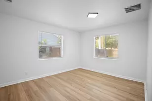 401 42nd St, West Palm Beach, FL 33407 - Photo 18