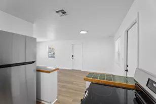 401 42nd St, West Palm Beach, FL 33407 - Photo 10