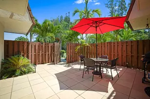 825 Center St, Jupiter, FL 33458 - Photo 2