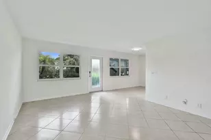 1112 Oakridge, Deerfield Beach, FL 33442 - Photo 4