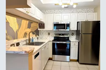 2915 Tuscany Court #201, Palm Beach Gardens, FL 33410 - Photo 8
