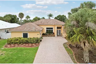 1590 SW Underwood Avenue, Port Saint Lucie, FL 34953 - Photo 1