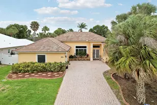 1590 SW Underwood Ave, Port Saint Lucie, FL 34953 - Photo 1
