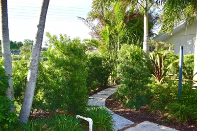12638 SE Cascades Court, Hobe Sound, FL 33455 - Photo 4