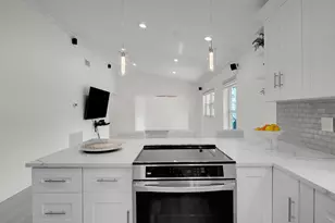 8182 Springtree Rd, Boca Raton, FL 33496 - Photo 8
