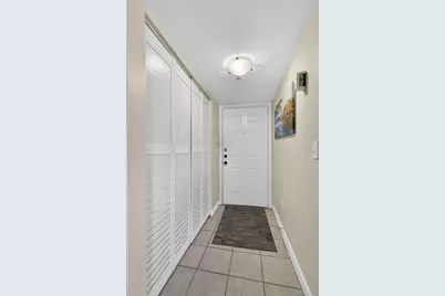 800 S Crestwood Ct Court S #809, Royal Palm Beach, FL 33411 - Photo 8