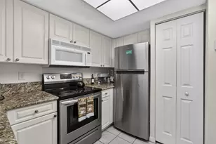 800 S Crestwood Ct Ct S, Royal Palm Beach, FL 33411 - Photo 24