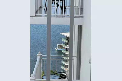 185 SE 14th Terrace #2402, Miami, FL 33131 - Photo 18