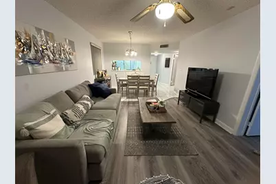 3138 Via Poinciana #317, Lake Worth, FL 33480 - Photo 2
