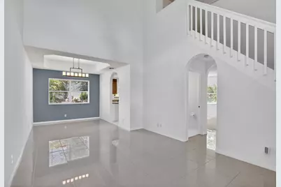 10690 NW 2nd Circle, Pembroke Pines, FL 33026 - Photo 6