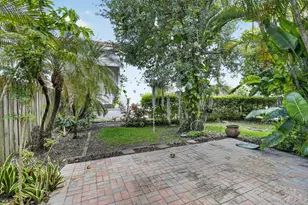 10690 NW 2nd Cir, Pembroke Pines, FL 33026 - Photo 34