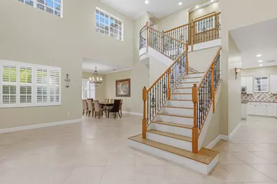 946 Mill Creek Drive, Palm Beach Gardens, FL 33410 - Photo 2