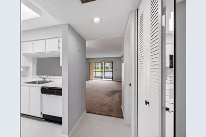 6655 Kensington Lane, Delray Beach, FL 33446 - Photo 4