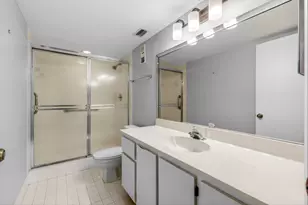 6655 Kensington Ln, Delray Beach, FL 33446 - Photo 14