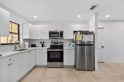 12452 Guilford Way, Wellington, FL 33414 - Photo 10