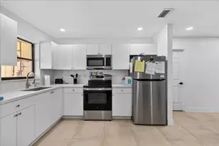 12452 Guilford Way, Wellington, FL 33414 - Photo 10