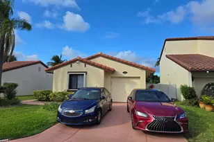 2835 Sand Pines Ct, Lake Worth, FL 33462 - Photo 1