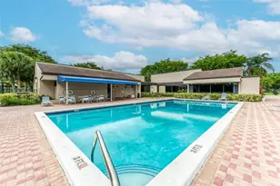 2222 N Cypress Bend Dr, Pompano Beach, FL 33069 - Photo 24
