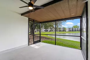 510 W Park Dr, Miami, FL 33172 - Photo 6