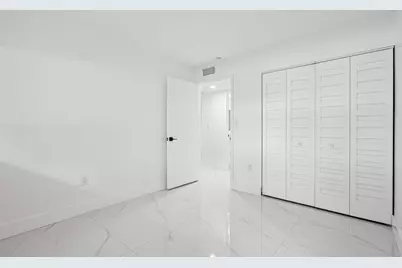 510 W Park Drive #104-3, Miami, FL 33172 - Photo 10