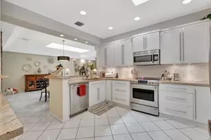 12610 Crystal Pointe Dr, Boynton Beach, FL 33437 - Photo 18