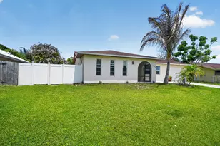 549 SE Marydale Terrace, Port Saint Lucie, FL 34983 - Photo 2
