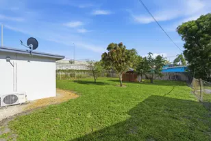 837 NW 41st St, Oakland Park, FL 33309 - Photo 6