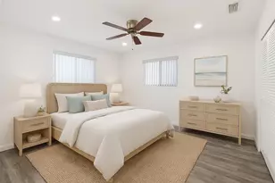 837 NW 41st St, Oakland Park, FL 33309 - Photo 8