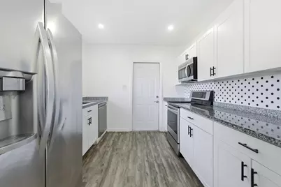 837 NW 41st Street #A-b, Oakland Park, FL 33309 - Photo 12